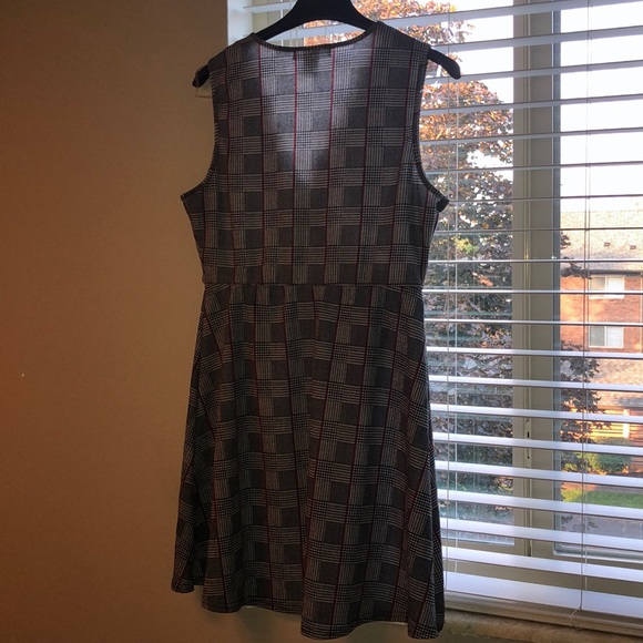 Black&Red Checkered Dress - Picture 2 of 3
